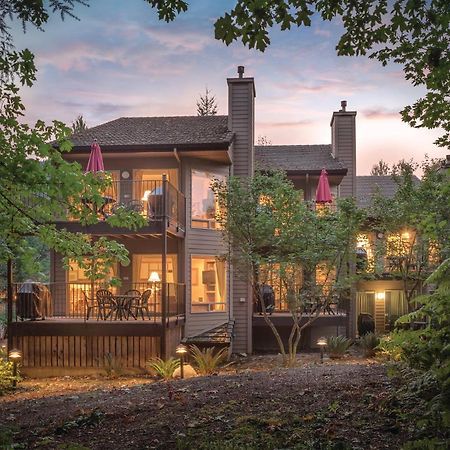 Whispering Woods Resort Welches Buitenkant foto