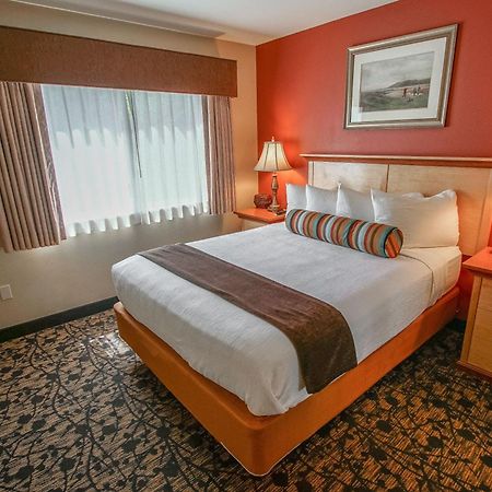 Whispering Woods Resort Welches Buitenkant foto