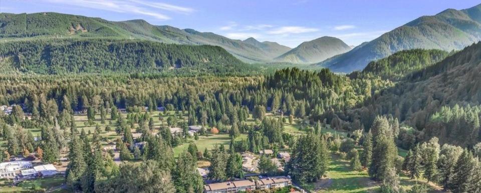Whispering Woods Resort Welches Buitenkant foto