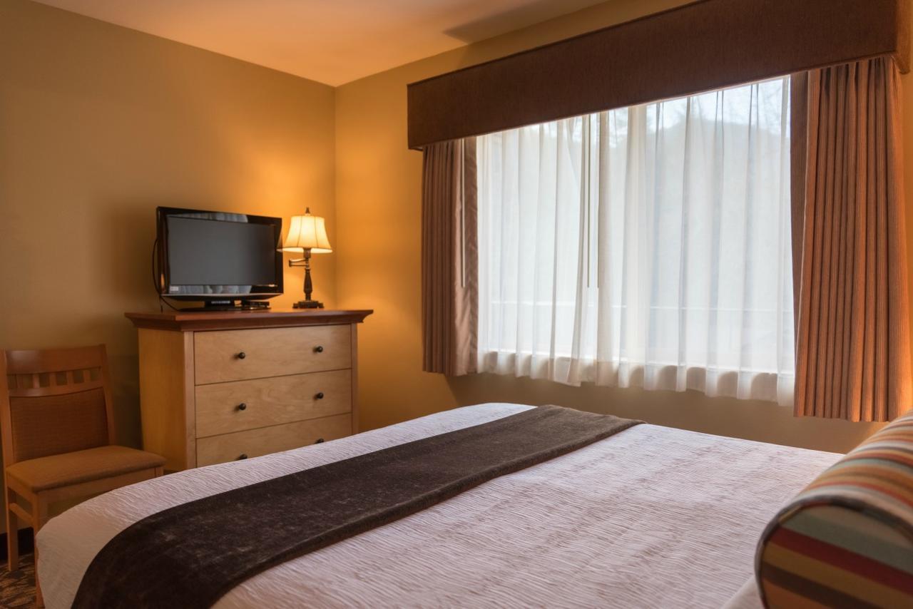 Whispering Woods Resort Welches Buitenkant foto